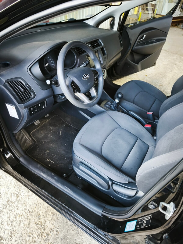 Auto sedište pre dubinskog pranja Novi Sad